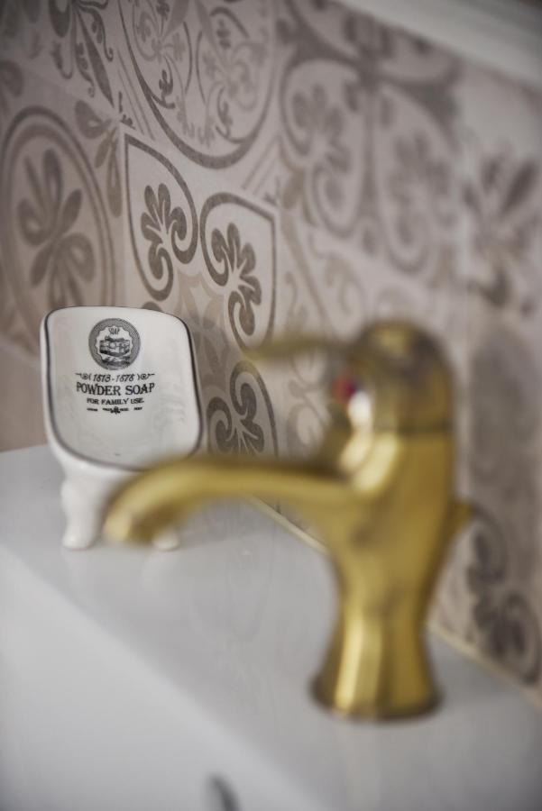 Almanza Apartment Syros แอร์มูโปลี ภายนอก รูปภาพ